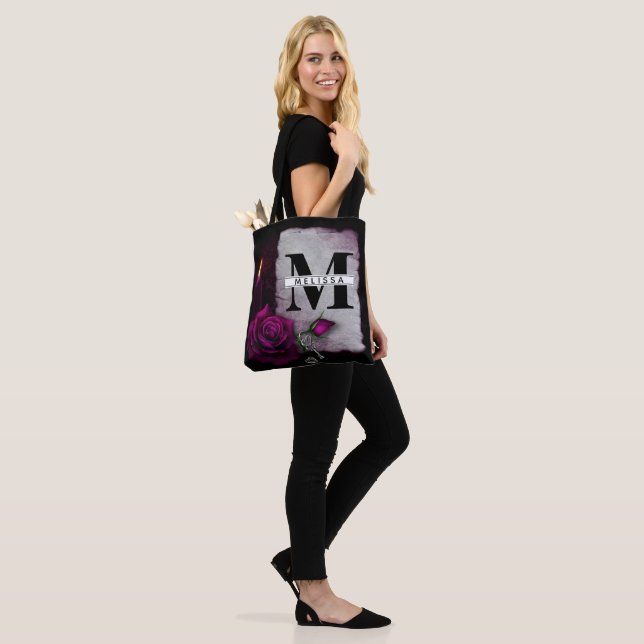 Tote Bag Rose gothique, bougie, parchemin et emplacement (Sur le modèle)