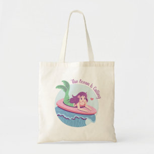 Tote Bag Sirène sur planche de surf rose L'océan appelle