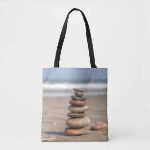 Tote Bag Tour en pierre sur la plage