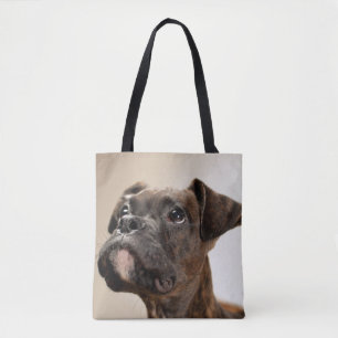 Tote Bag Un chiot Brindle de boxeur recherchant