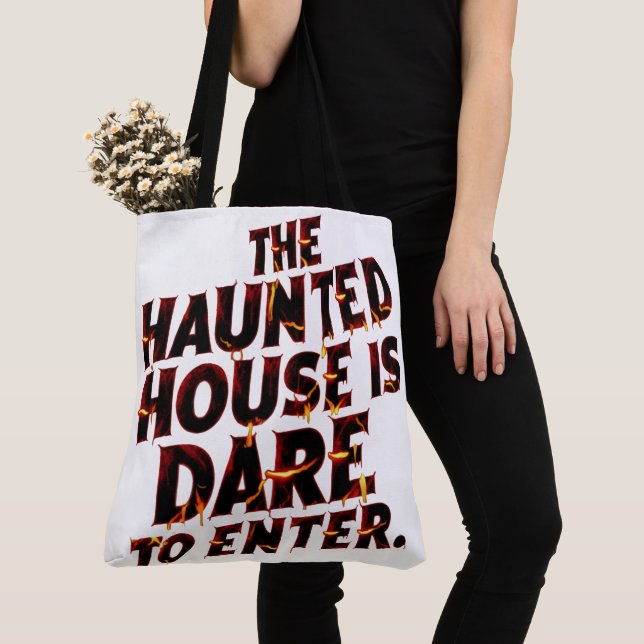 Tote Bag Un événement d'Halloween Éffrayant à la Maison han (De près)