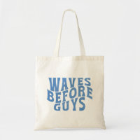 Vagues avant les garçons été filles plage vacances