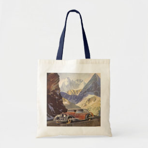 Tote Bag Voiture vintage sur une route de montagne en hiver