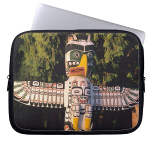 Totempfahl in Vancouver, Kanada. Laptopschutzhülle