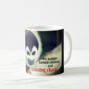 Totenkopfaffe im Baum Kaffeetasse