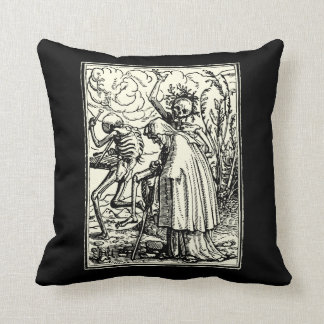 Totentanz, Dance of macabre (Holbein) Kissen