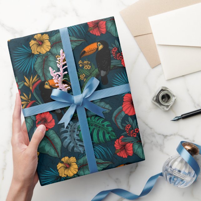 Toucan garden 2 Packpapier (Schenken)