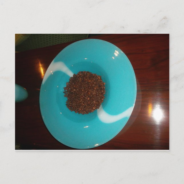 Touch des Meeres: Eine Cyan Bowl of Coffee Postkarte (Vorderseite)