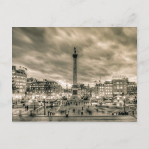Touristen auf dem Trafalgar Square, London Postkarte