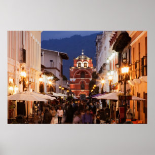 Touristen auf San- Cristobal de Las Casasstraße Poster