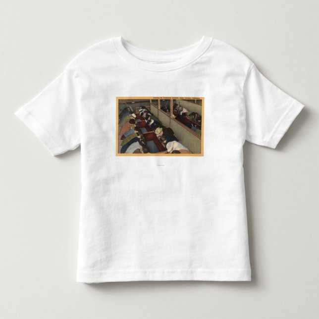 Touristen, welche die Unterseeboot-Gärten ansehen Kleinkind T-shirt (Vorderseite)