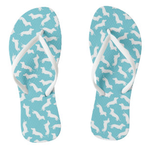 Tourquois et tongs blancs