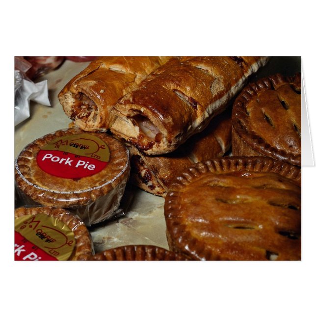 Tourtières et petits pains de saucisse (Devant horizontal)