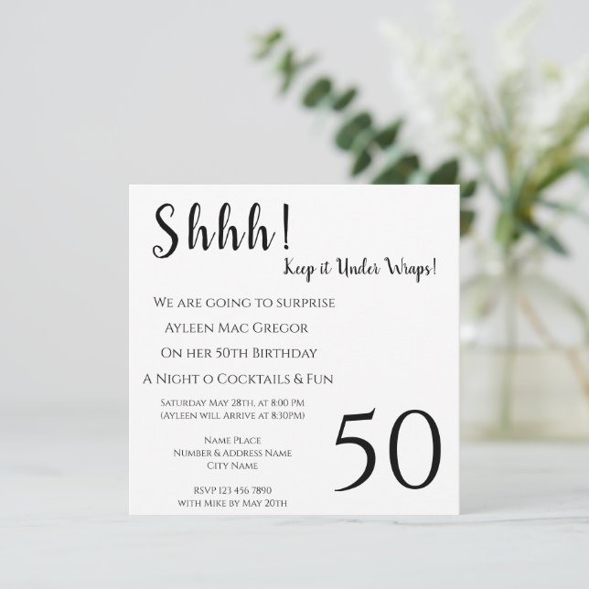 Tout âge Surprise Invitation Anniversaire (Debout devant)