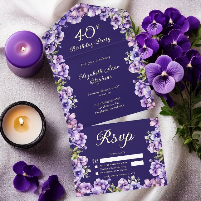 Tout En Un Invitation Élégante Violette violette Florale 40e fête d'anni (Elegant Boho Purple Violets Floral Formal 40th Birthday Party All in One Gold Foil Invitation)