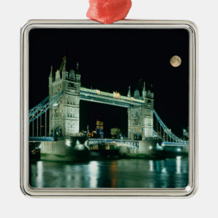 Tower Bridge bei Nacht, London, England Silbernes Ornament