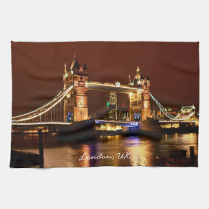 Tower Bridge, London at Night, England (UK) Geschirrtuch
