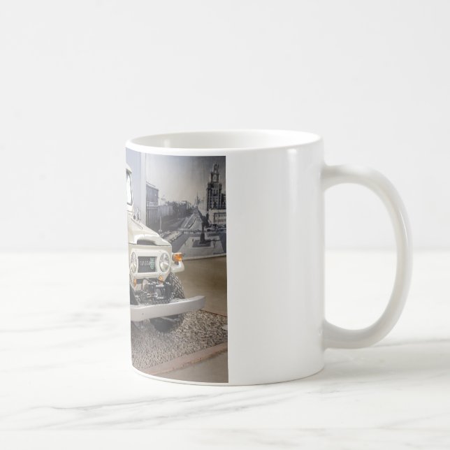 Toyota Land Cruiser BJ 40 Kaffeetasse (Rechts)