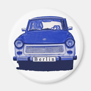 Trabant-Auto im Blau, Berlin Magnet