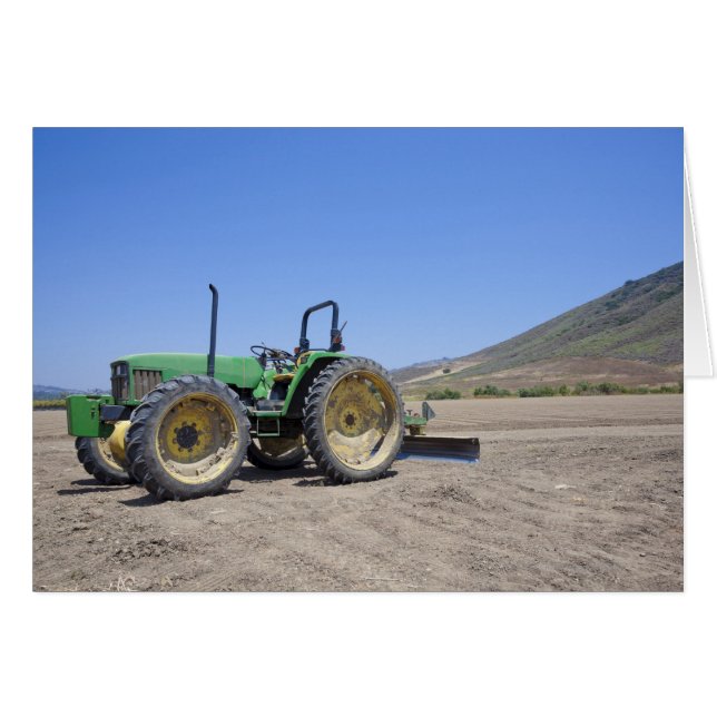 Tracteur dans le comté de Ventura, Californie (Devant horizontal)