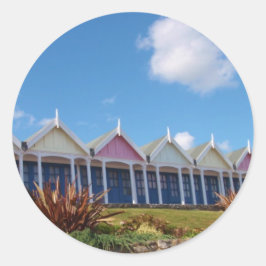 Traditional British Beachhuts Runder Aufkleber
