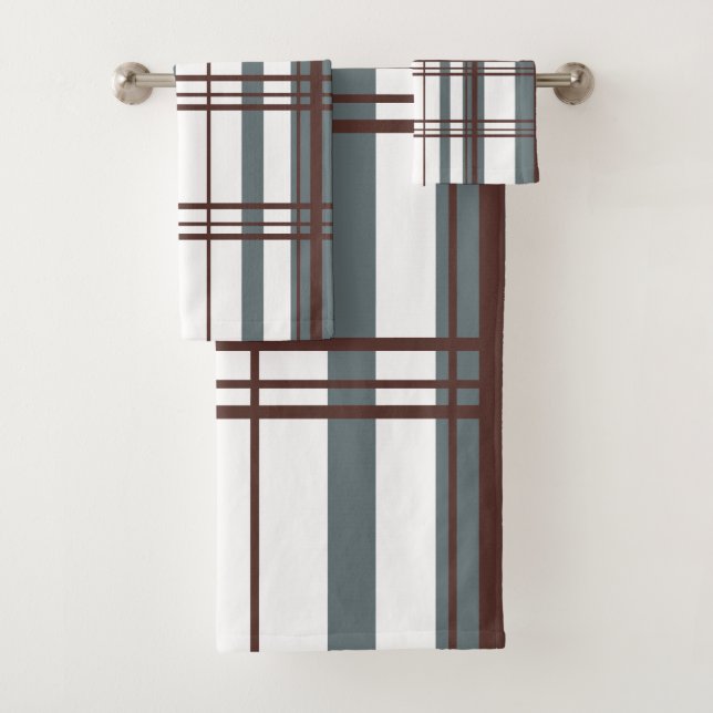 Traditional Plaid Smoke Grey, Deep Burgandy, White Badhandtuch Set (Insitu)
