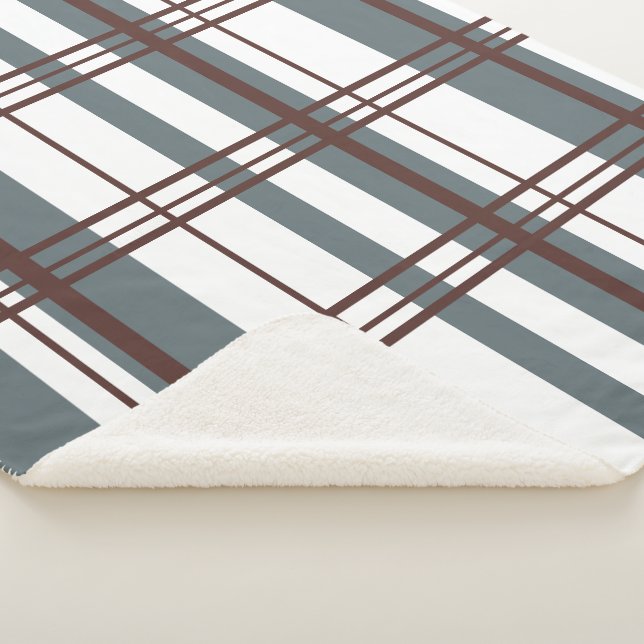 Traditional Plaid Smoke Grey, Deep Burgandy, White Sherpadecke (3/4)