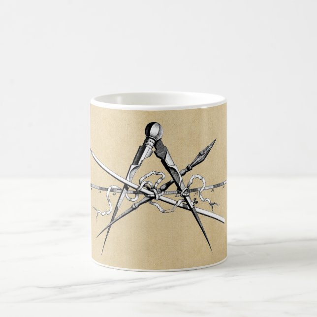 Traditionelle Architektur-zeichnenwerkzeuge Kaffeetasse (Mittel)