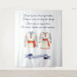 Traditionelle Brauchtumskostüme aus Rustikal Wandteppich