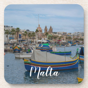 Traditionelle bunte Fischerboote in Malta Getränkeuntersetzer