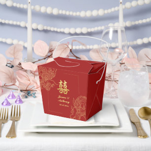 Traditionelle chinesische Hochzeit mit Drache und  Geschenkschachtel
