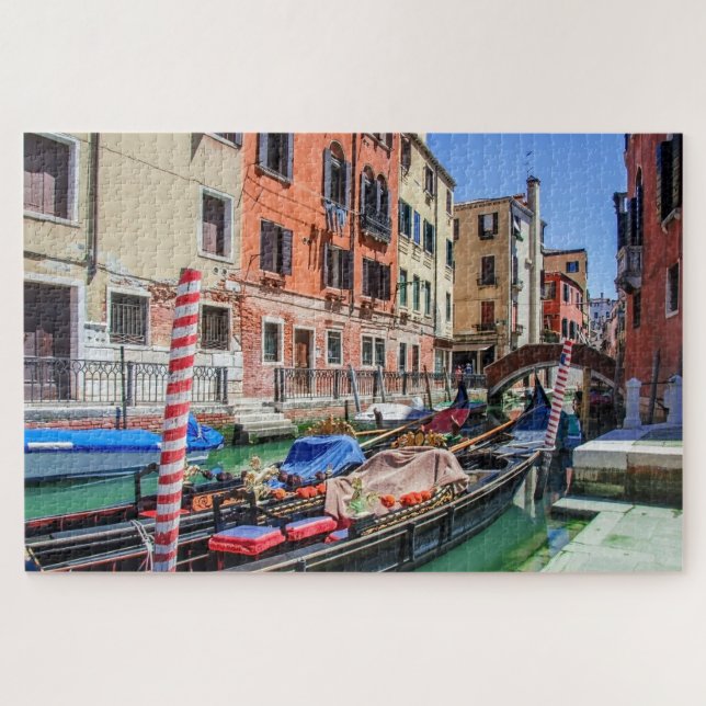 Traditionelle Gondel in Venedig (Horizontal)