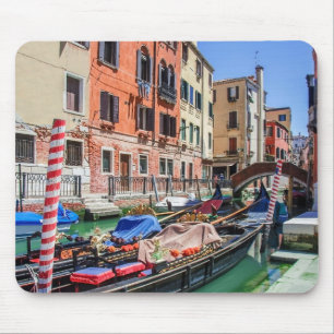 Traditionelle Gondel in Venedig Mousepad