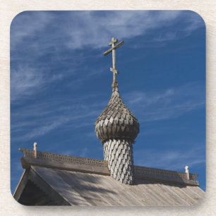 Traditionelle hölzerne russisch-orthodoxe Kirche Untersetzer
