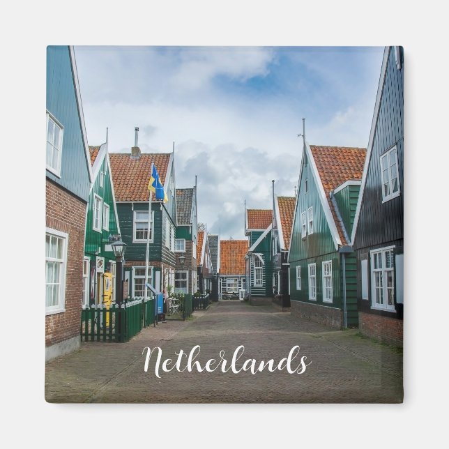 Traditionelle Holzhäuser in Marken Magnet (Vorne)