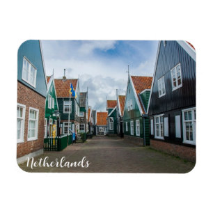Traditionelle Holzhäuser in Marken Magnet