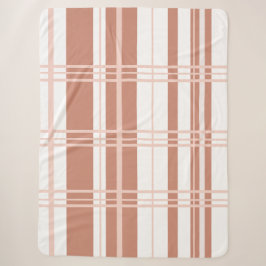 Traditionelle Karo-Korallenmischungen und Weiß Sherpadecke