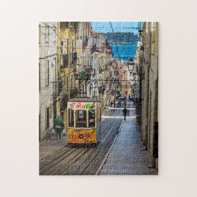 Traditionelle Straßenbahn von Lissabon (Vertikal)