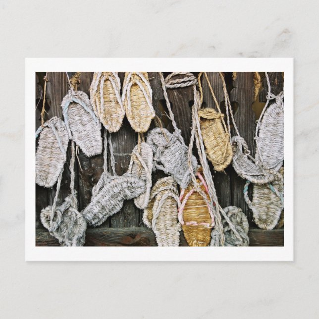 Traditionelle Strohsandalen: Saijo, Japan Postkarte (Vorderseite)
