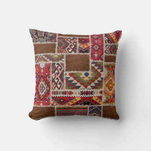 Traditioneller Teppich-Patchwork: Dekorativer Tepp Kissen
