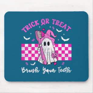 Trage eine rosa Trick-or-Treat-Zahnbürste Dental Mousepad