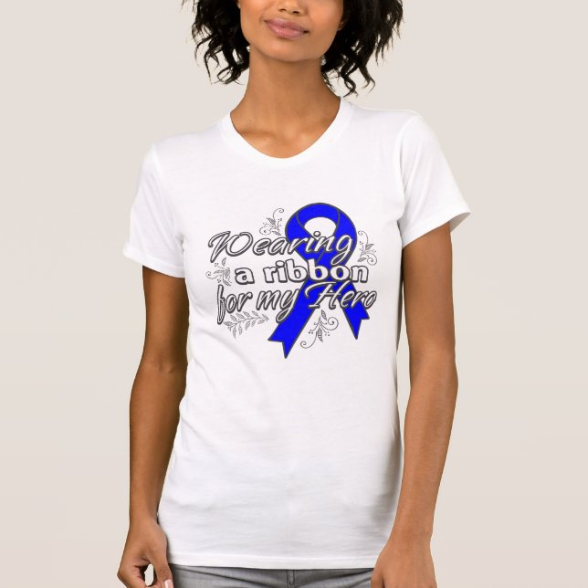 Tragen eines blauen Bewusstseins-Bandes für meinen T-Shirt (Vorderseite)