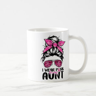 Tragen Sie Pink für meine Tante Messy Bun Breast C Kaffeetasse