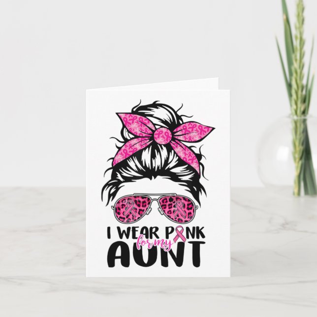 Tragen Sie Pink für meine Tante Messy Bun Breast C Karte (Vorderseite)