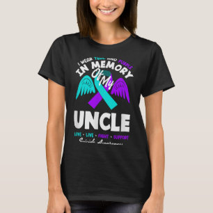 Tragen Sie Türkis und Lila in Erinnerung an das On T-Shirt