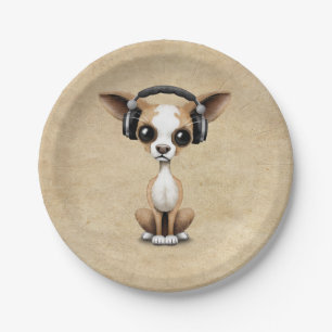 Tragende Kopfhörer niedlicher Chihuahua-Welpen-DJ Pappteller