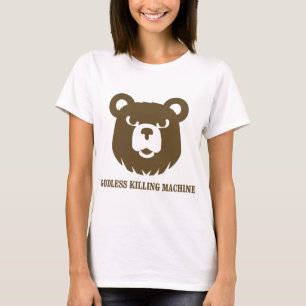 trägt lustiges T-Shirt des gottlosen