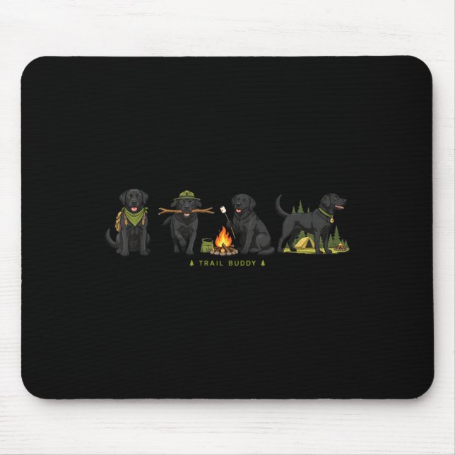 Trail Buddy schwarzer Labrador Camping Wandern Hun Mousepad (Vorne)