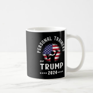 Trainer für Trump 2024: Amerikanische Flagge wähle Kaffeetasse