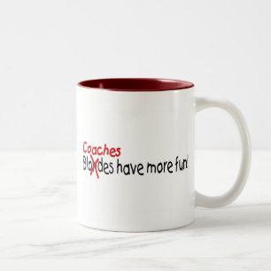 Trainer haben mehr Spaß Zweifarbige Tasse